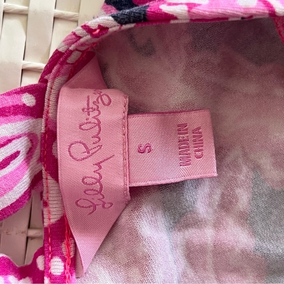 Lilly Pulitzer Ophelia Swing Dress
Coco Safari Navy Pink Pineapple - Picture 3 of 4